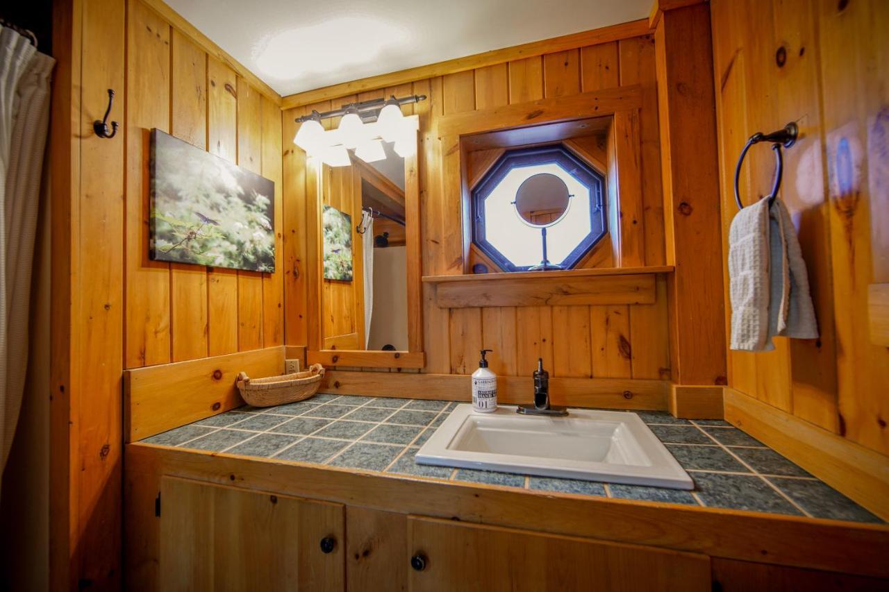 Вилла Serene Mountain Getaway, Hot Tub, Sauna, Lake View, Swim, Fish, Hiking, Ev Plugin Бун Экстерьер фото